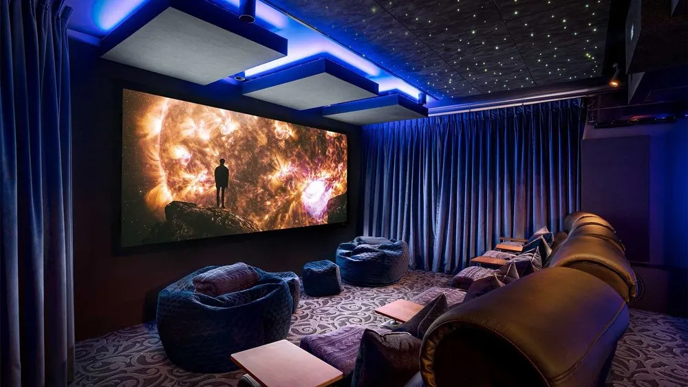 DEDICATED HOME THEATER SETUP